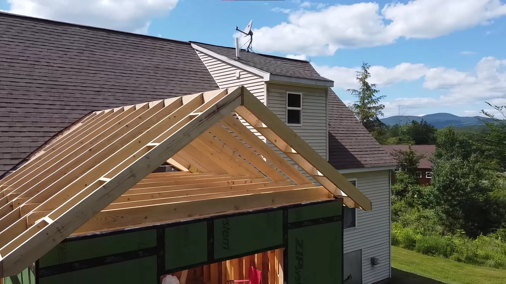 Drone roof inspection on a Zürich home identifying repair points before quoting